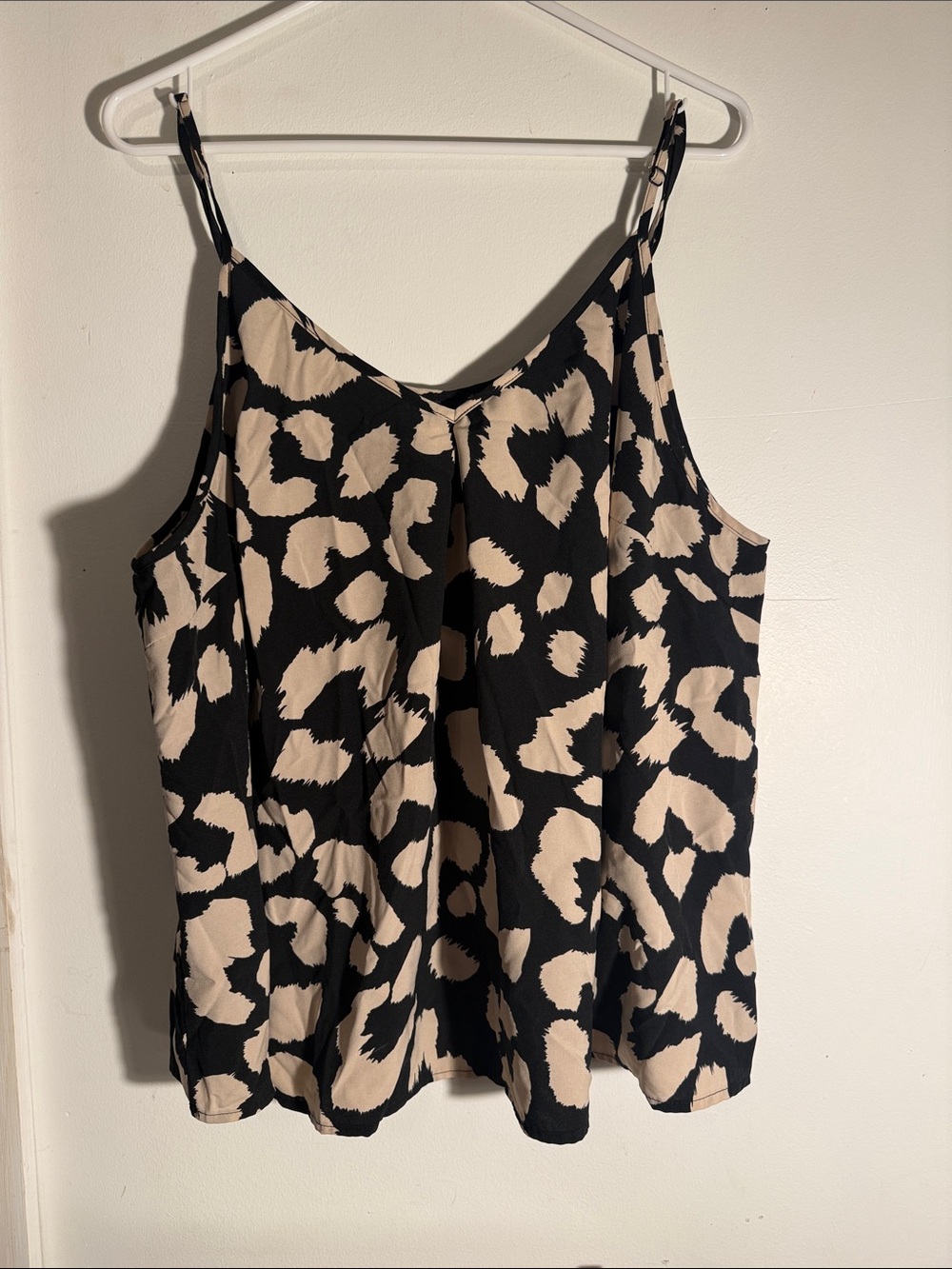 Women's Black & Cream Printed Cami Top